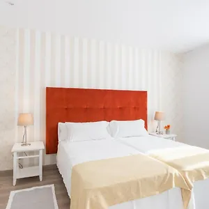 https://urbe10-atarazanas-1-bedroom-apartment.es-andalucia.com