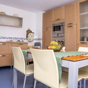 https://sw-three-beedroom-superior-apartment.1costadelsol.com